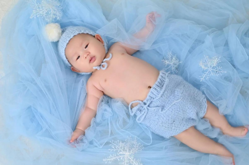 孝感满月宝宝放屁臭 孝感满月宝宝放屁臭